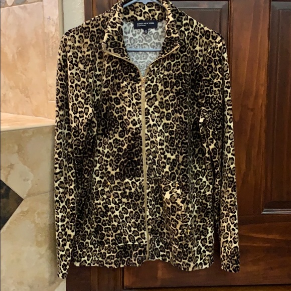 Jones New York , velvety soft Leopard Print - Picture 1 of 3